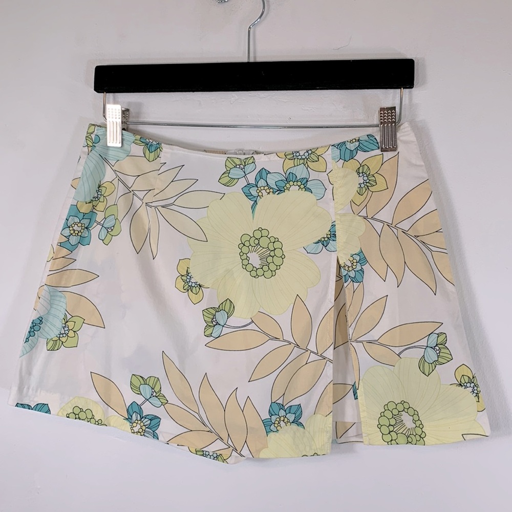 Wrapper Cotton Tennis Skort Mini Skirt with Shorts White Floral Junior Size 7